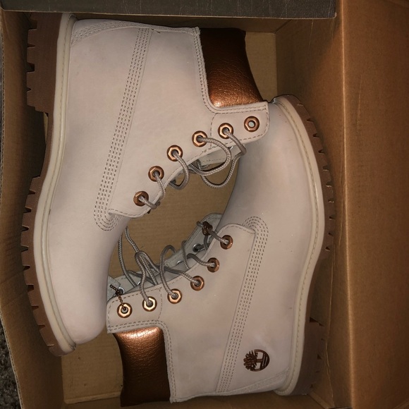 Timberland - Picture 1 of 5